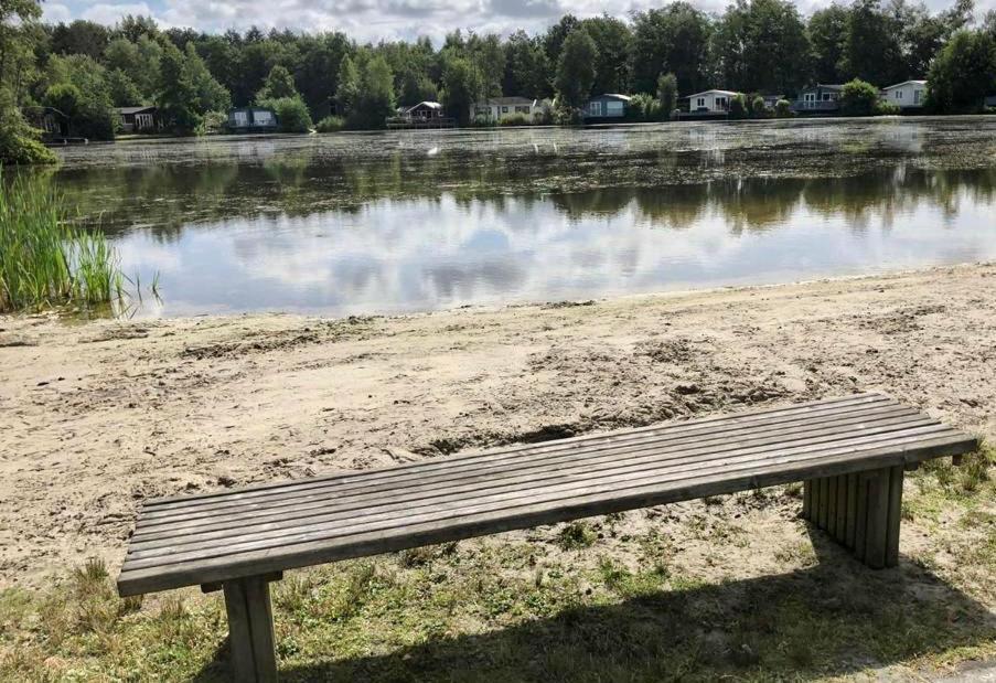 Landzicht Natuur Rust En Ruimte Oosterwolde  Exterior foto